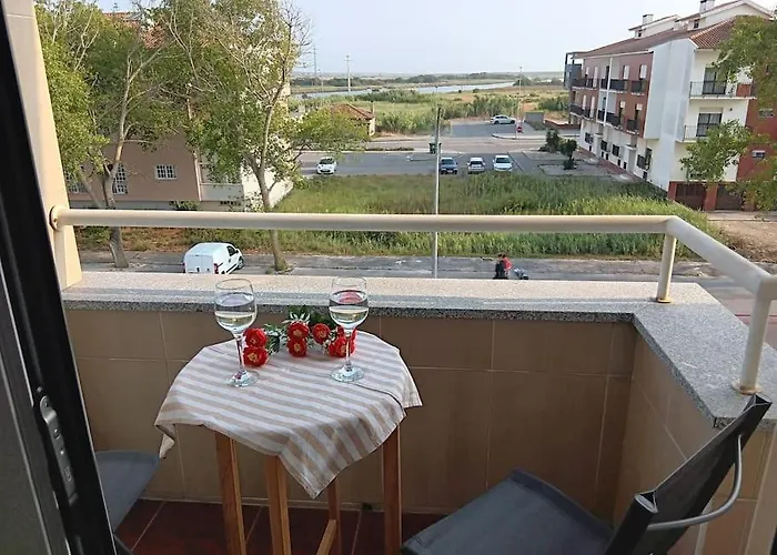 Cantinho Da Vagueira - *